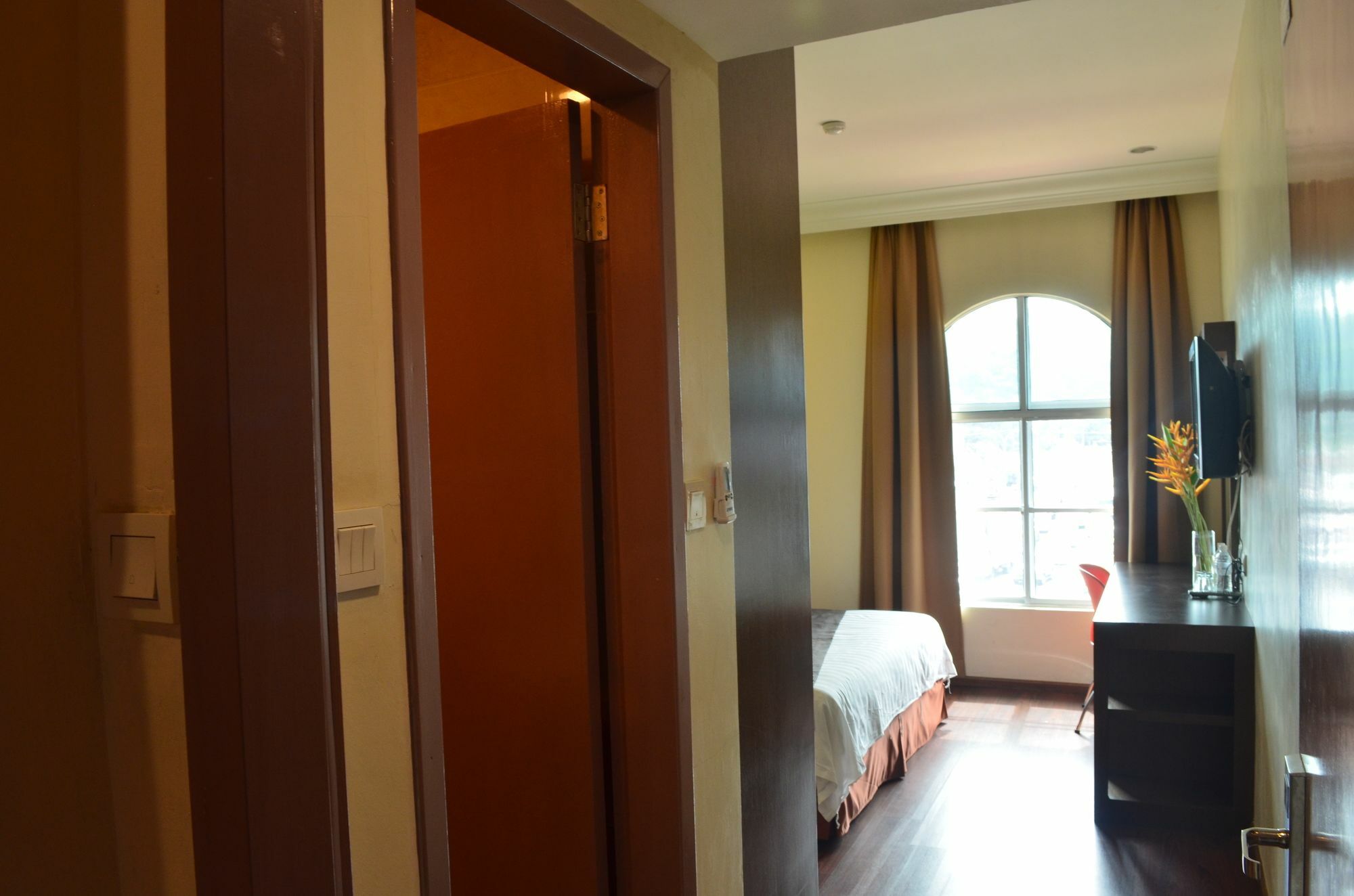 קוטה קינבלו Lintas Plaza Hotel מראה חיצוני תמונה