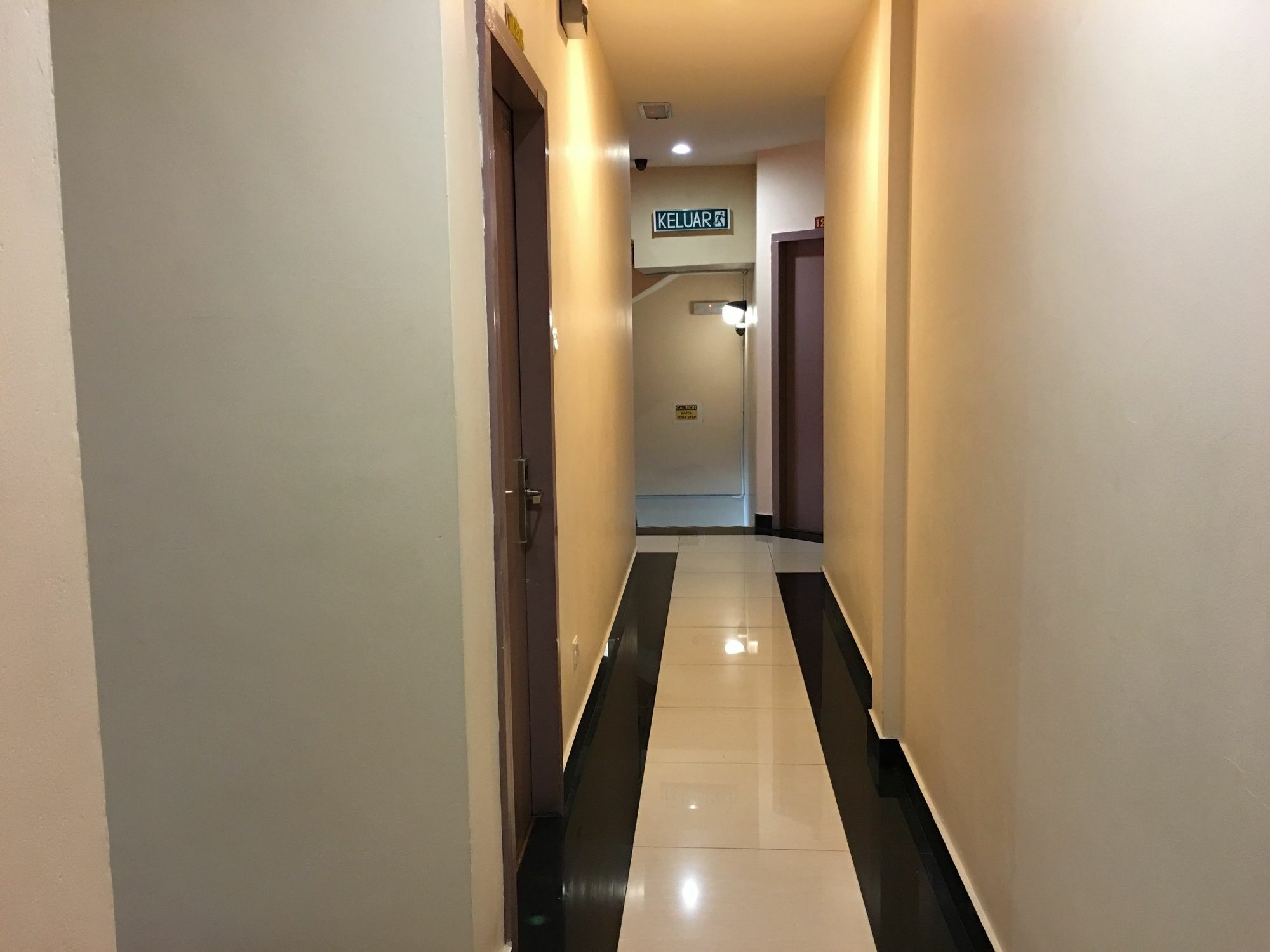 קוטה קינבלו Lintas Plaza Hotel מראה חיצוני תמונה